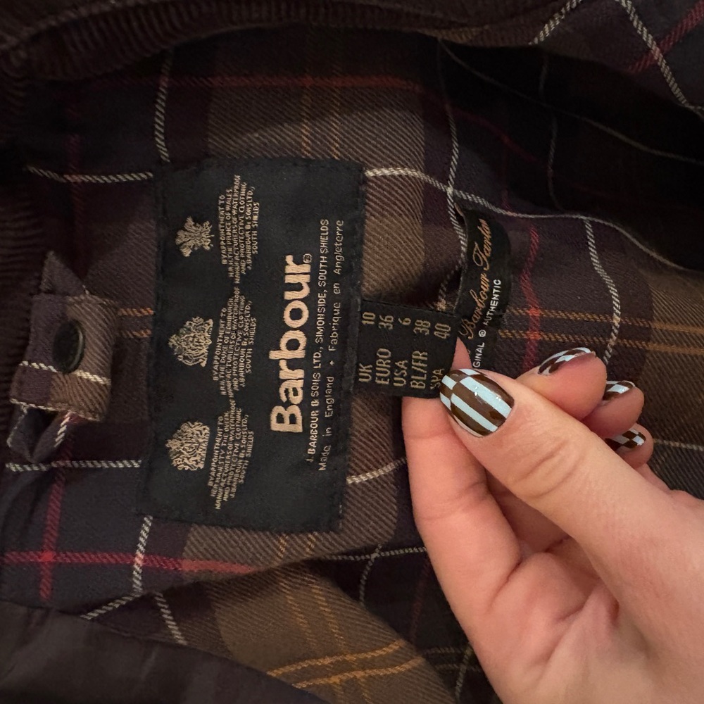 Barbour Wax Barn Jacket - Picture 8 of 8